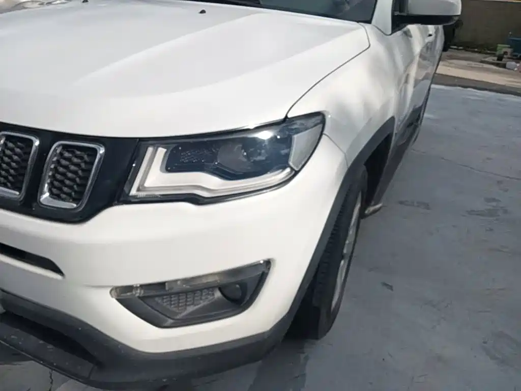 Jeep Compass — миниатюра 24