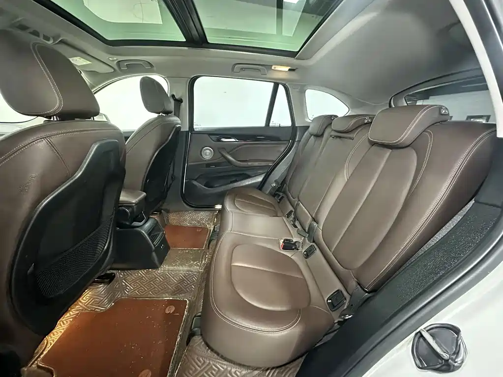 BMW X1 — миниатюра 11