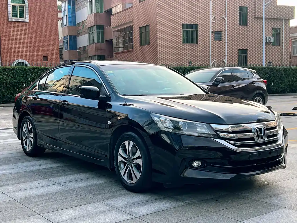 Honda Accord — миниатюра 3