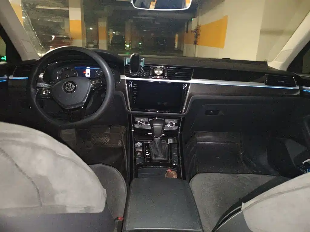 Volkswagen Phideon — миниатюра 13