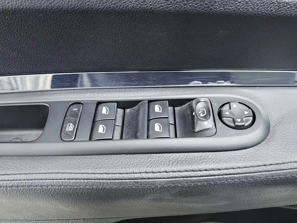 Peugeot 3008 — миниатюра 9