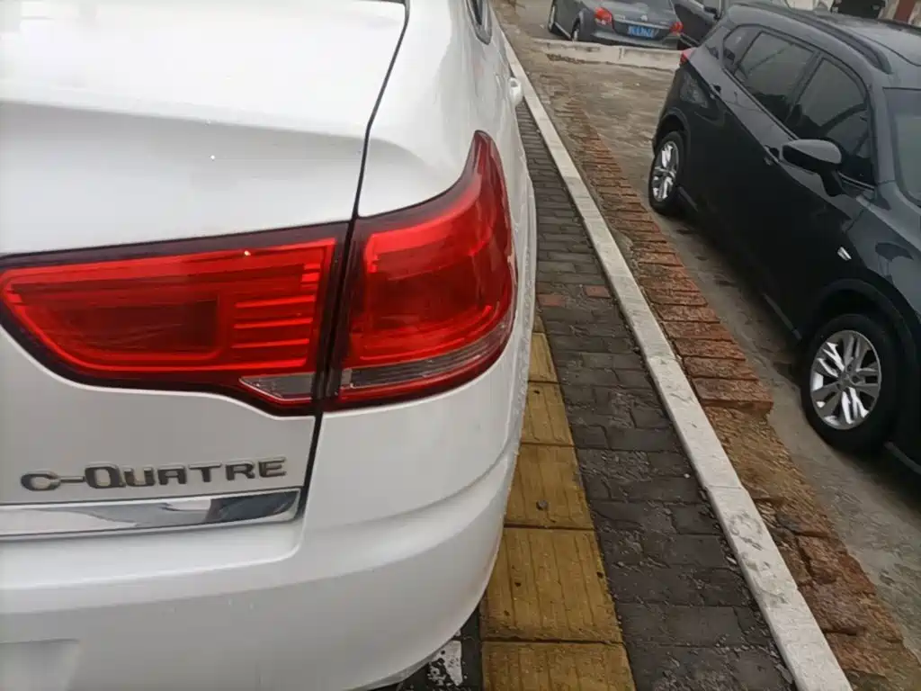 Citroen C-Quatre — миниатюра 8