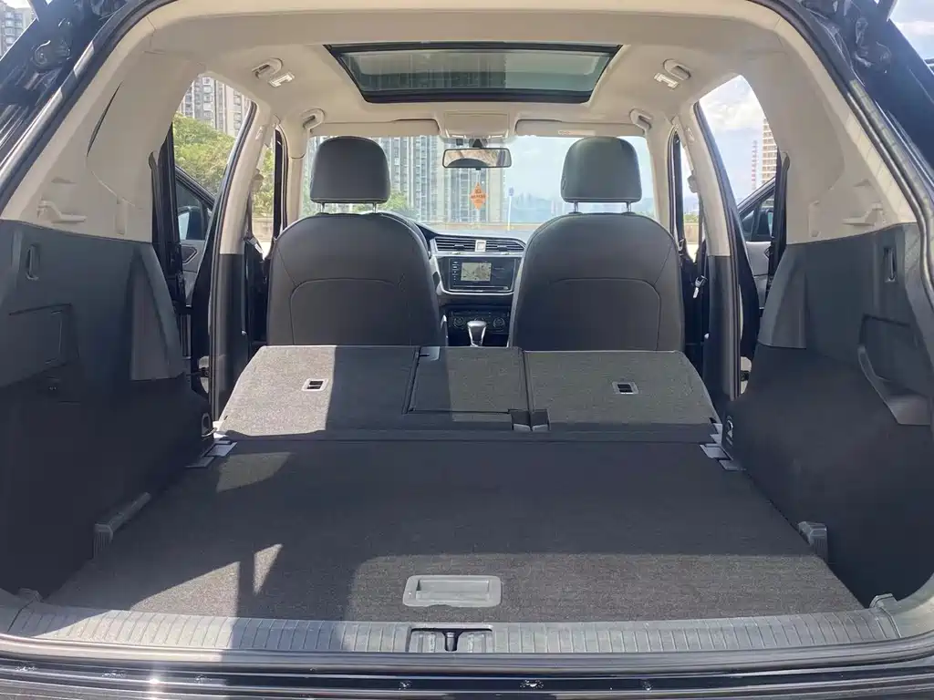 Volkswagen Tiguan L — миниатюра 6