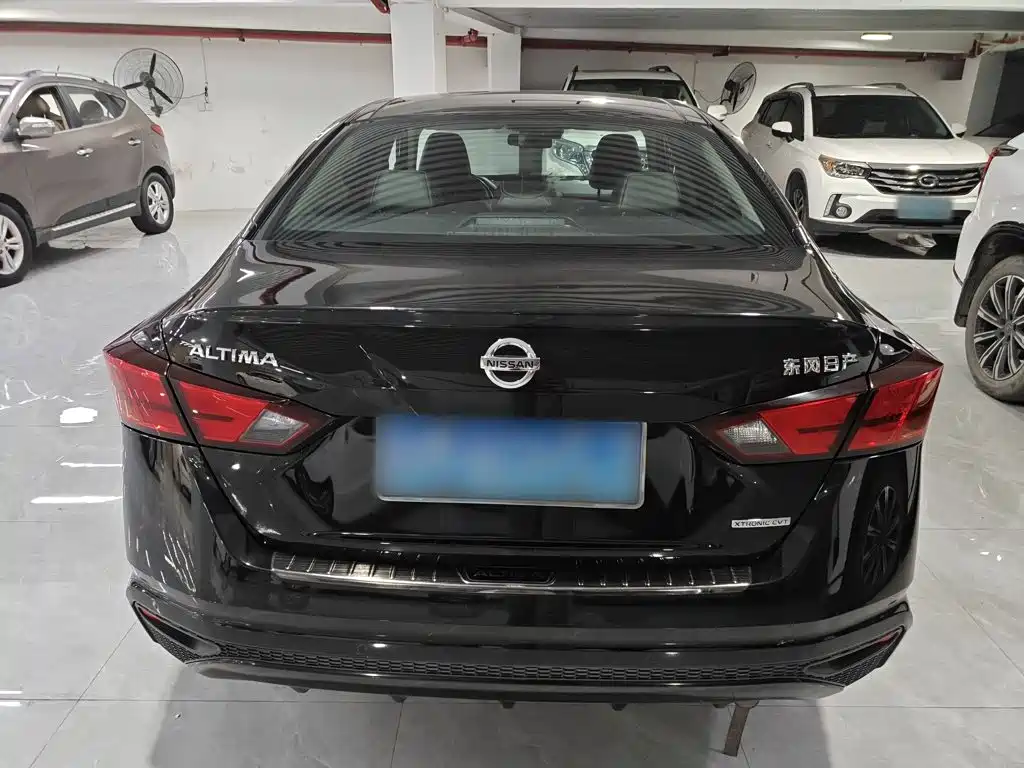 Nissan Teana — миниатюра 6