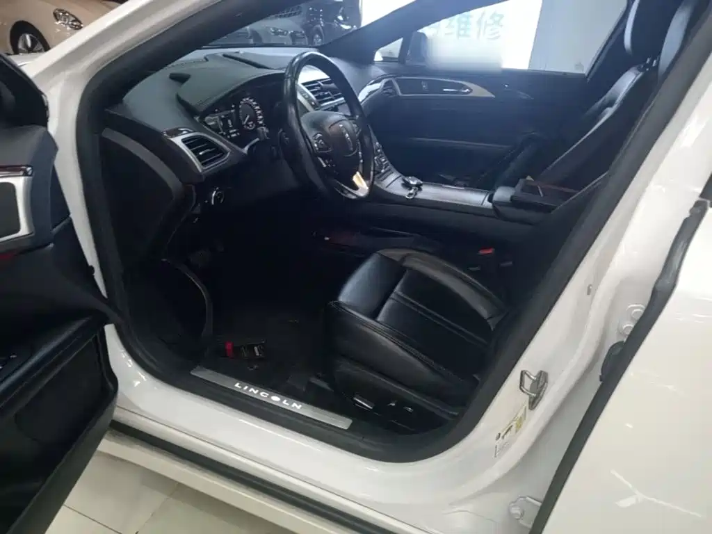 Lincoln MKZ — миниатюра 15