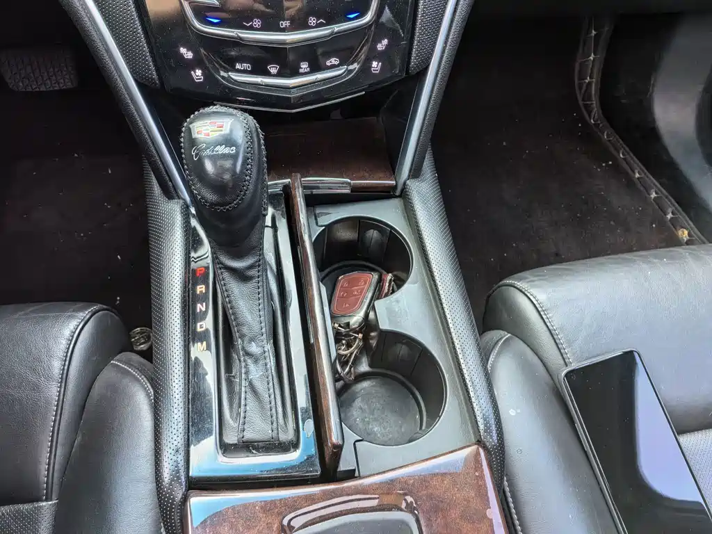 Cadillac XTS — миниатюра 10