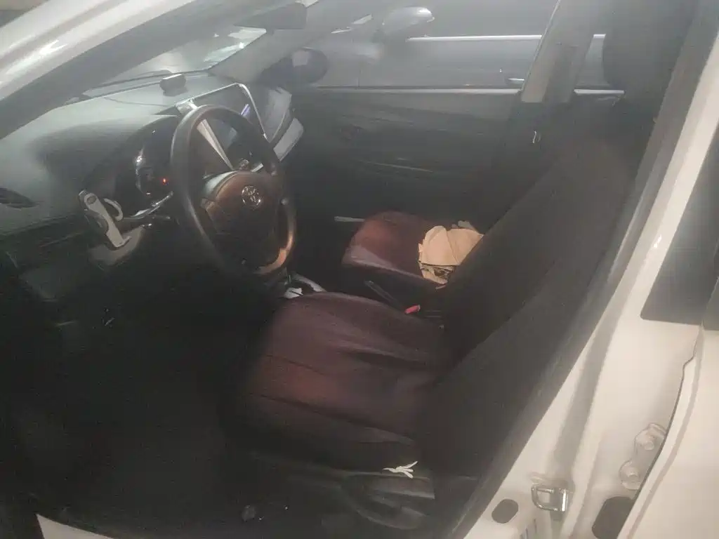 Toyota Vios FS — миниатюра 11