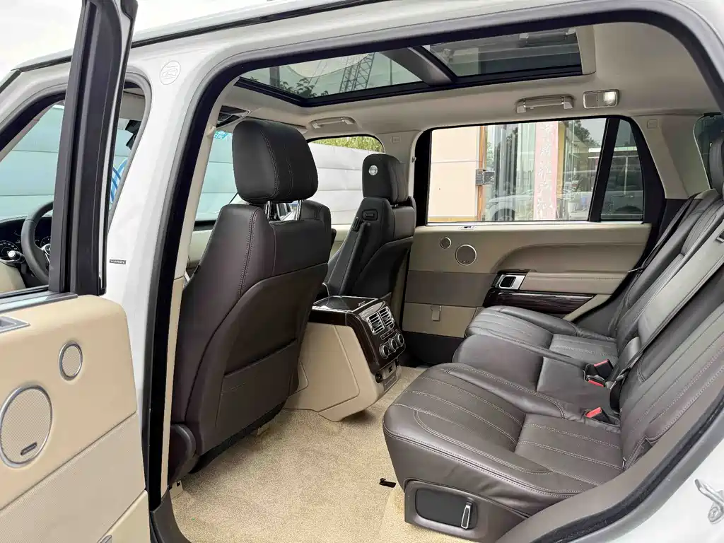 Land Rover Range Rover 2017 3.0 SC V6 Vogue Long Wheelbase