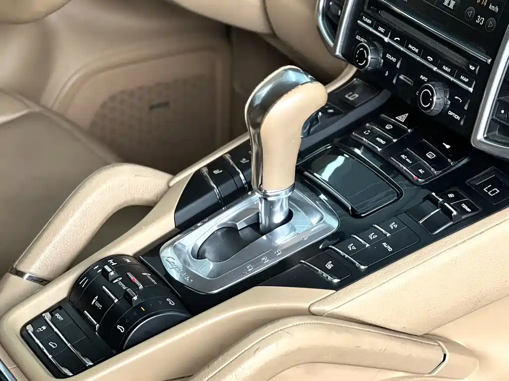 Porsche Cayenne 2011 Cayenne 3.0T