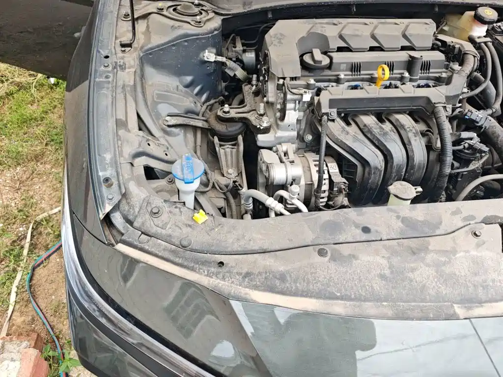 Hyundai Elantra — миниатюра 19