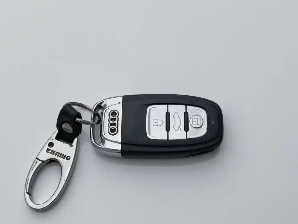 Audi A4L — миниатюра 19