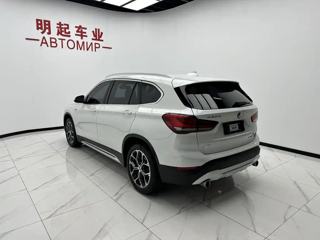 BMW X1 2022 sDrive20Li Premium