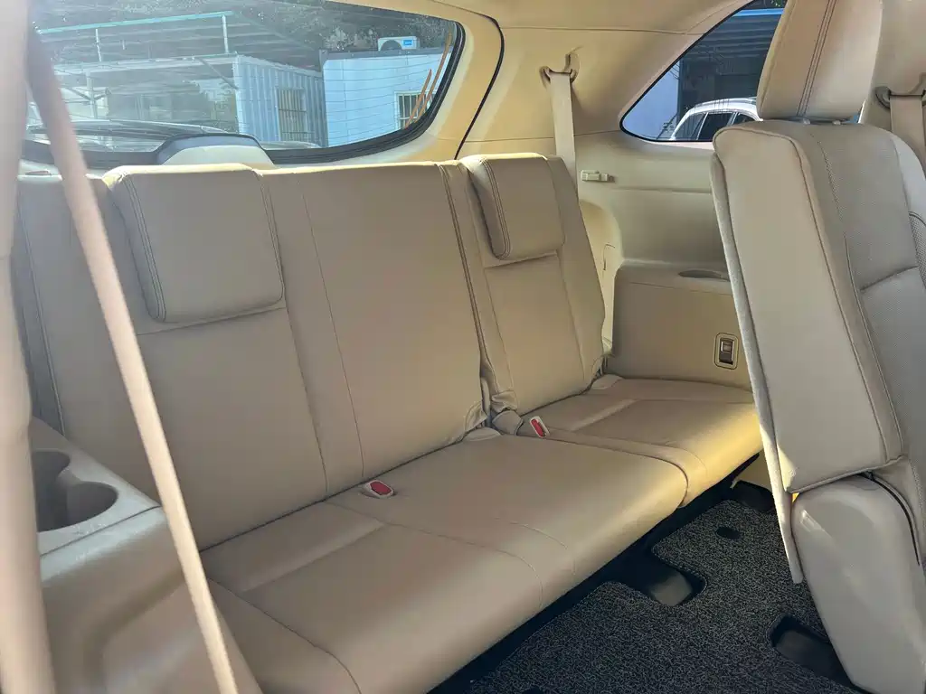 Toyota Highlander — миниатюра 8