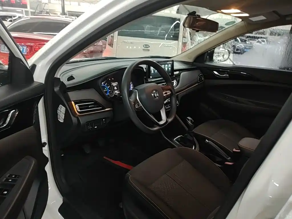 Changan Eado DT — миниатюра 15
