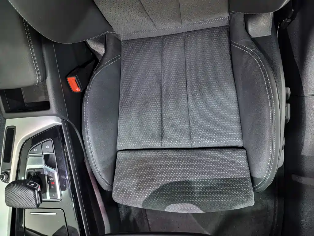 Audi A4 (Import) — миниатюра 13