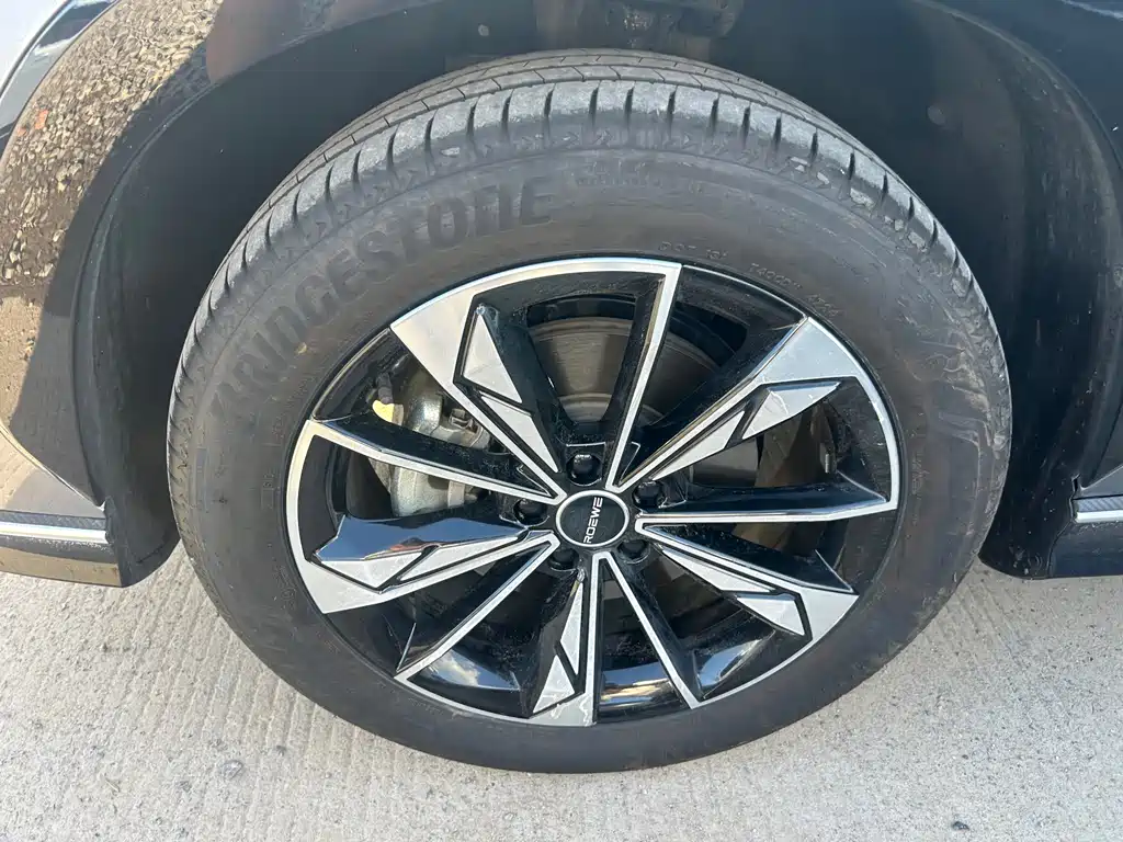 Roewe RX5 — миниатюра 5