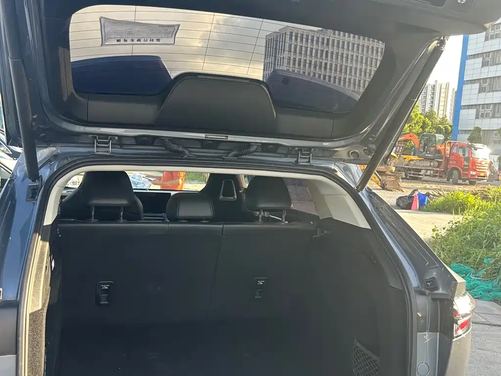 Roewe RX5 — миниатюра 15