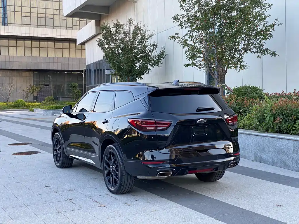 Chevrolet Blazer — миниатюра 7