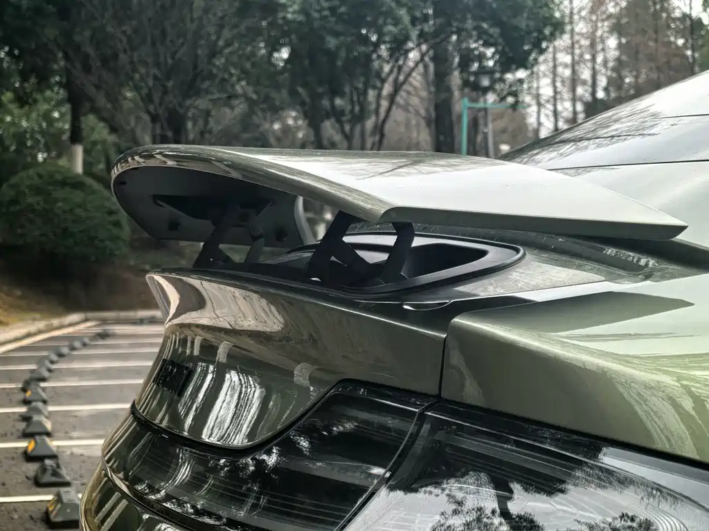 XIAOMI CAR XIAOMI SU7