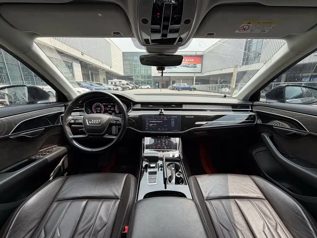 Audi A8 — миниатюра 12