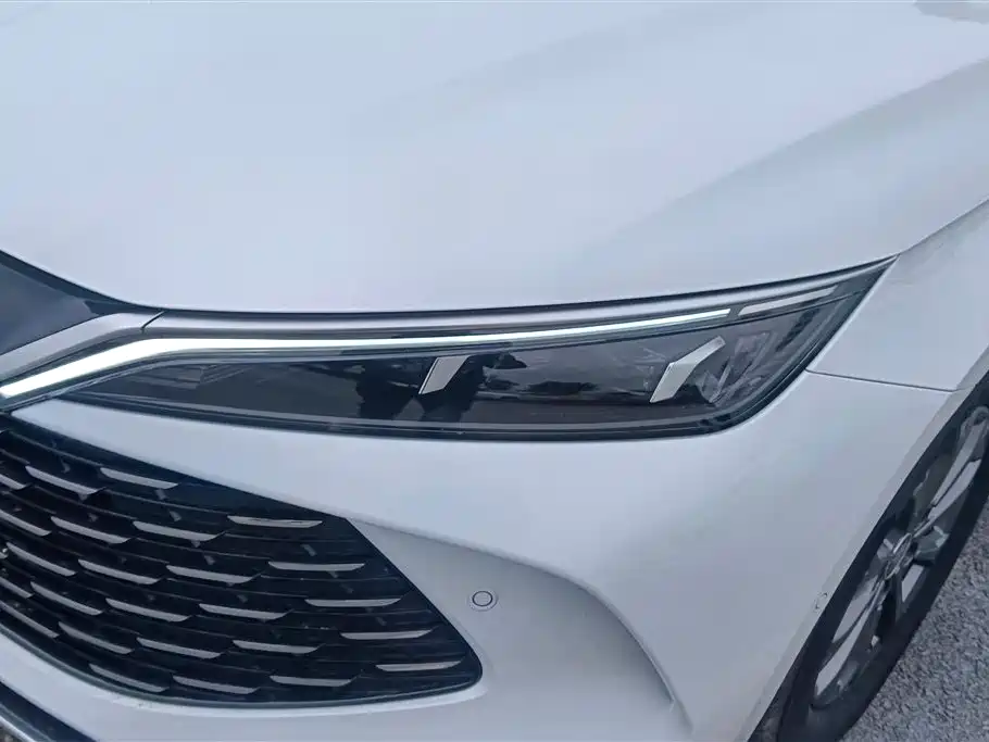 BYD QIN L