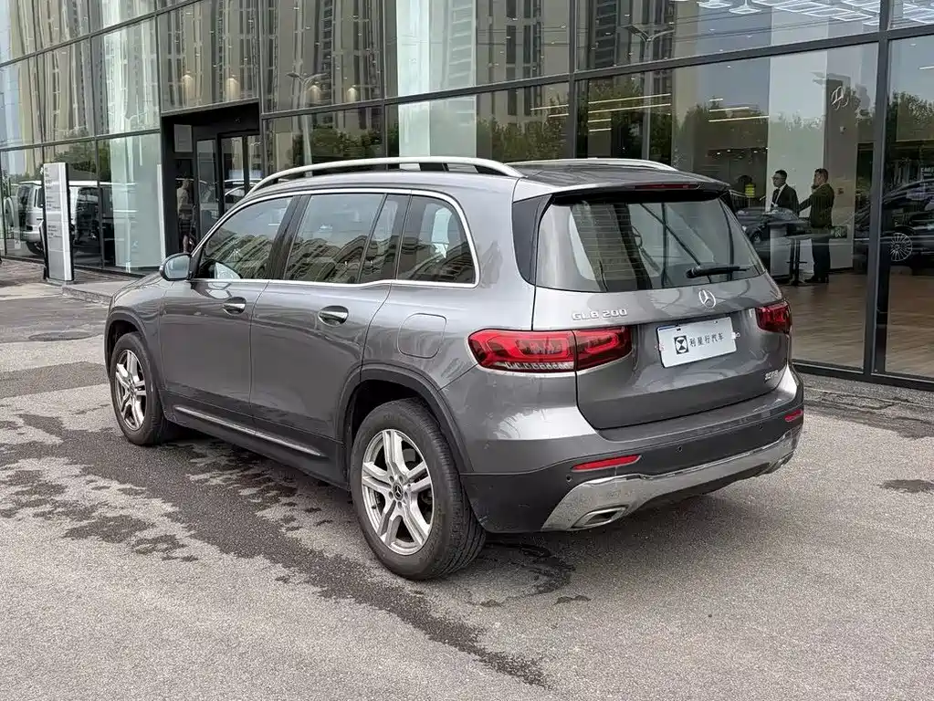 Mercedes-Benz GLB — миниатюра 5