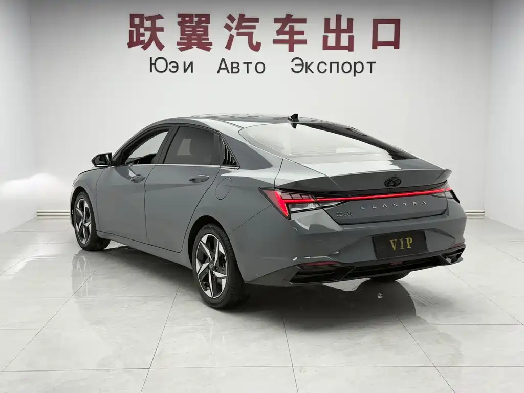Hyundai Elantra — миниатюра 5