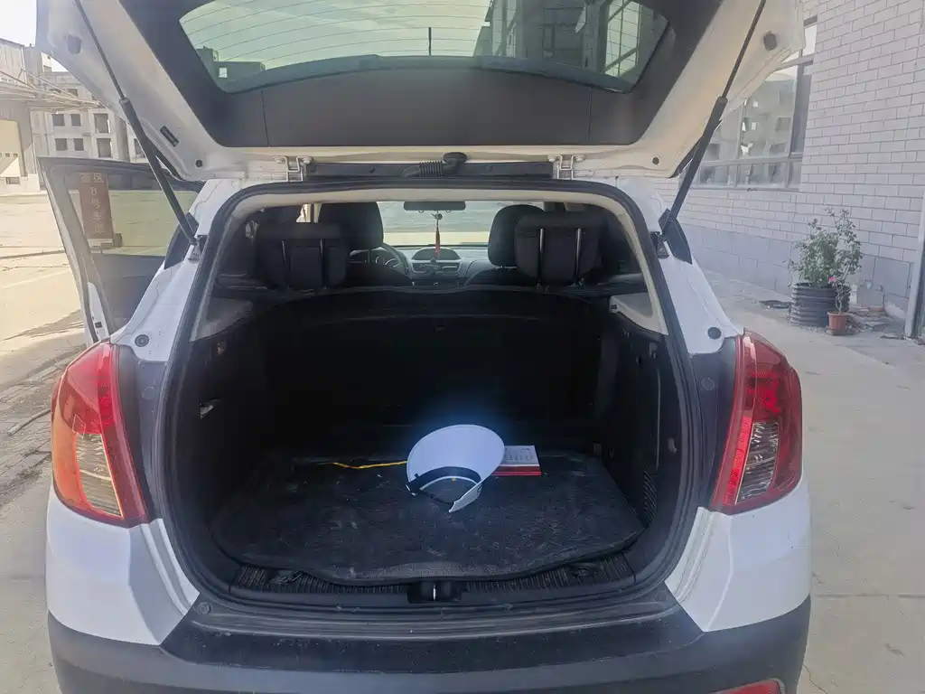Buick Encore — миниатюра 8