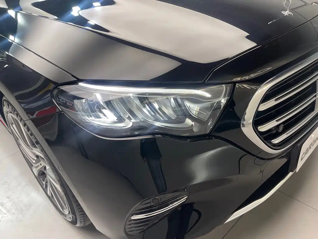 Mercedes-Benz E-Class — миниатюра 15