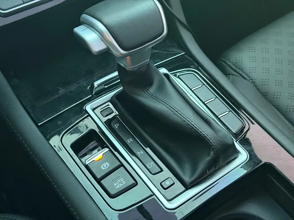 SINOTRUK VGV VGV U70