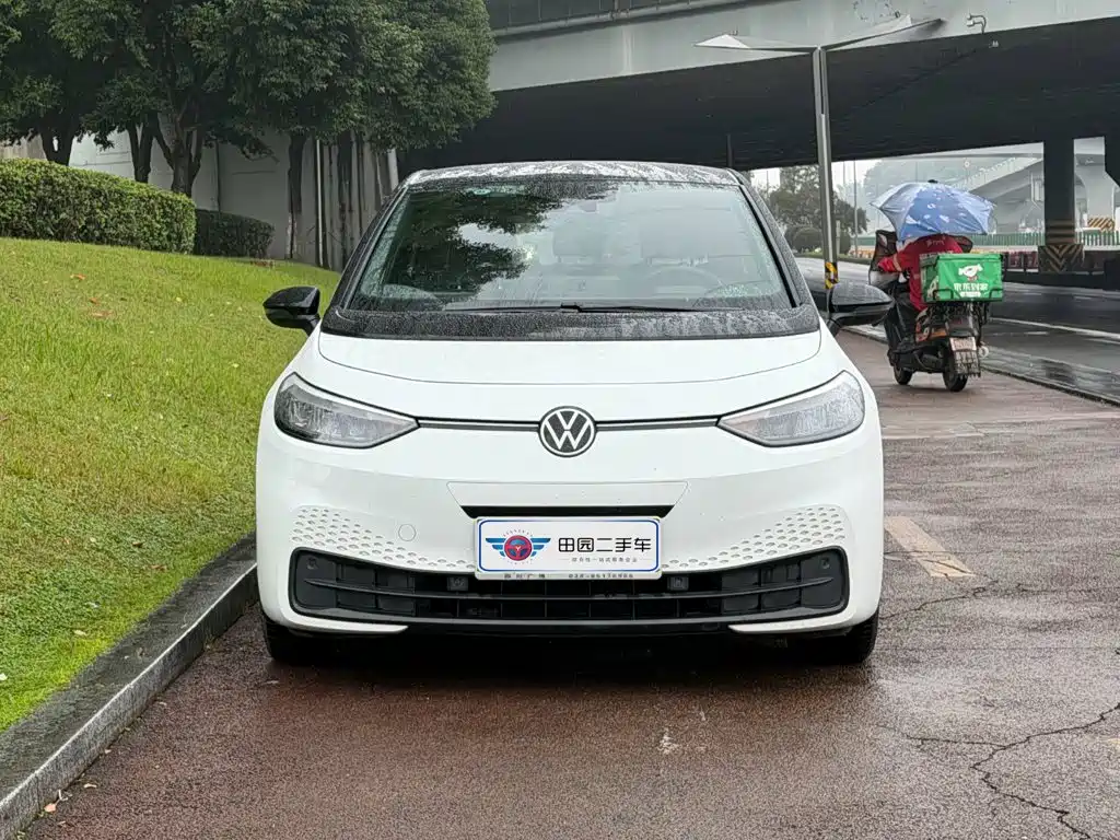 Volkswagen ID.3 — миниатюра 2