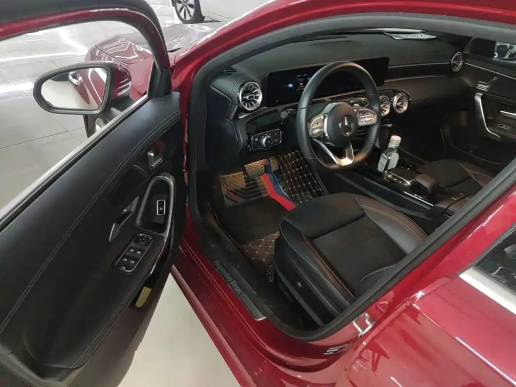 Mercedes-Benz A-Class — миниатюра 16