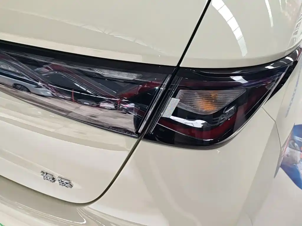 BYD Dolphin — миниатюра 8