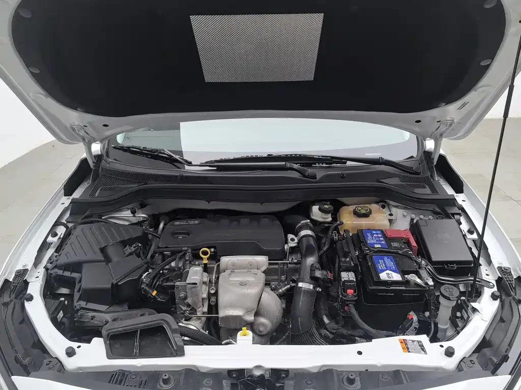 Chevrolet Monza — миниатюра 6