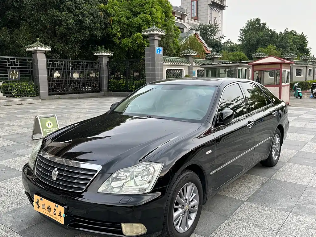 Toyota Crown 2009 2.5L Royal