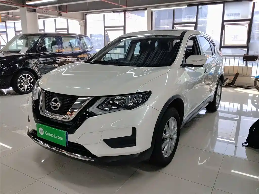 Nissan X-Trail 2025