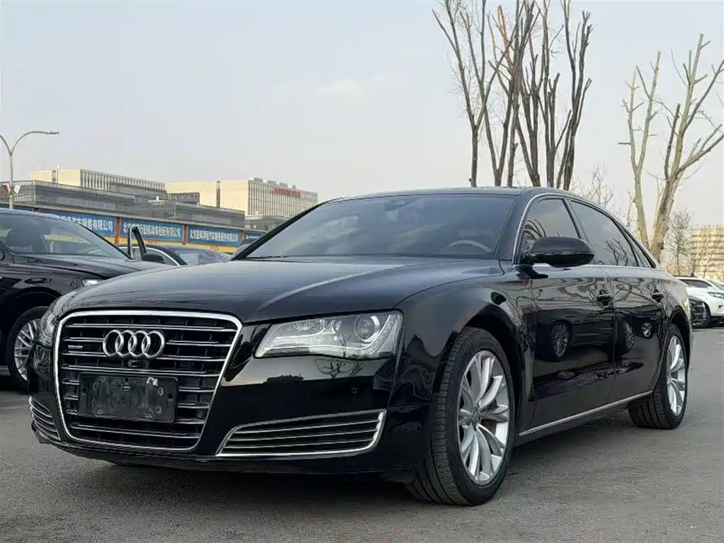 Audi A8 2012