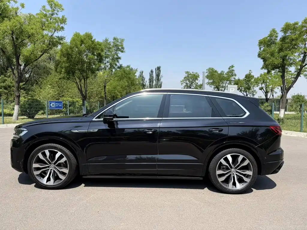 Volkswagen Touareg 2019 3.0TSI V