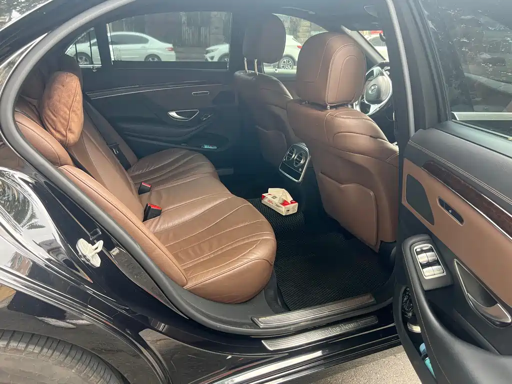 Mercedes-Benz S-Class — миниатюра 9