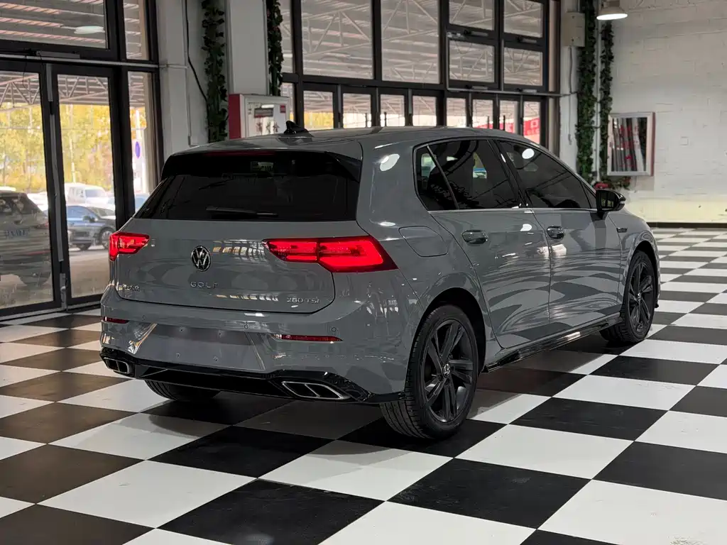 Volkswagen Golf — миниатюра 20