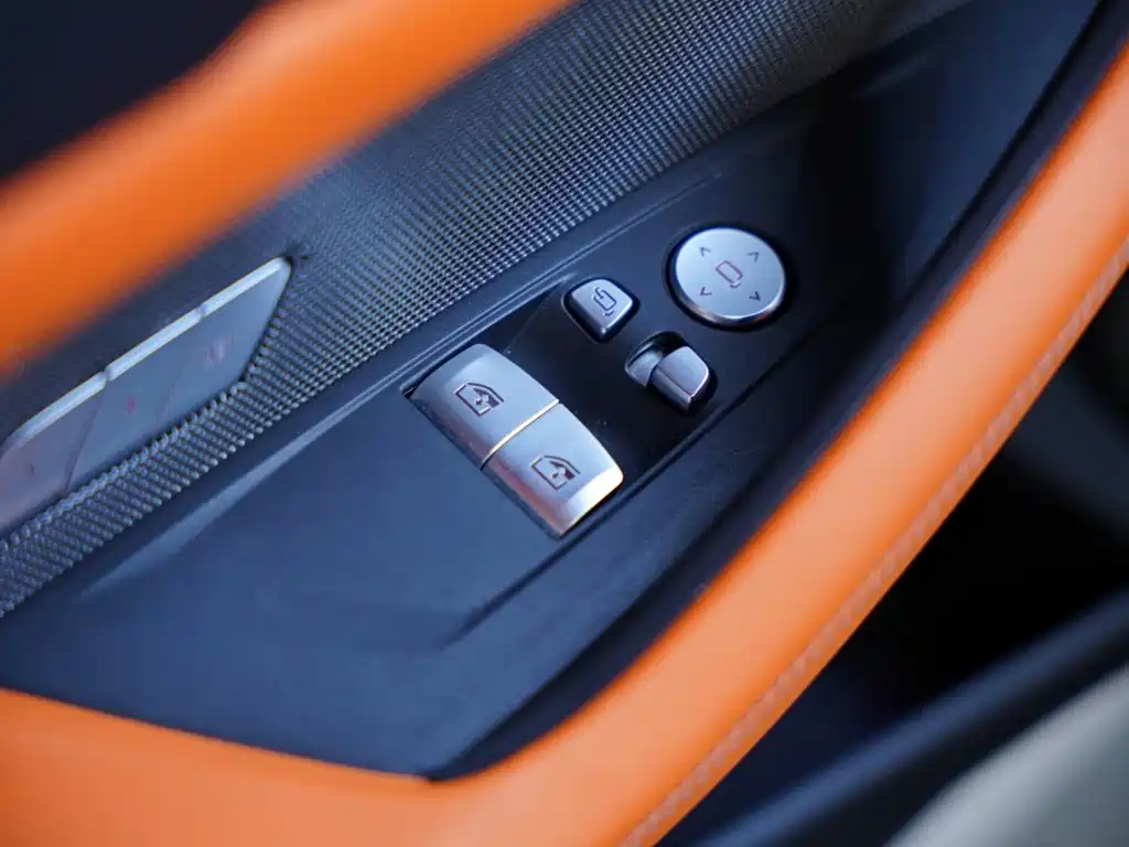 BMW M4 — миниатюра 34