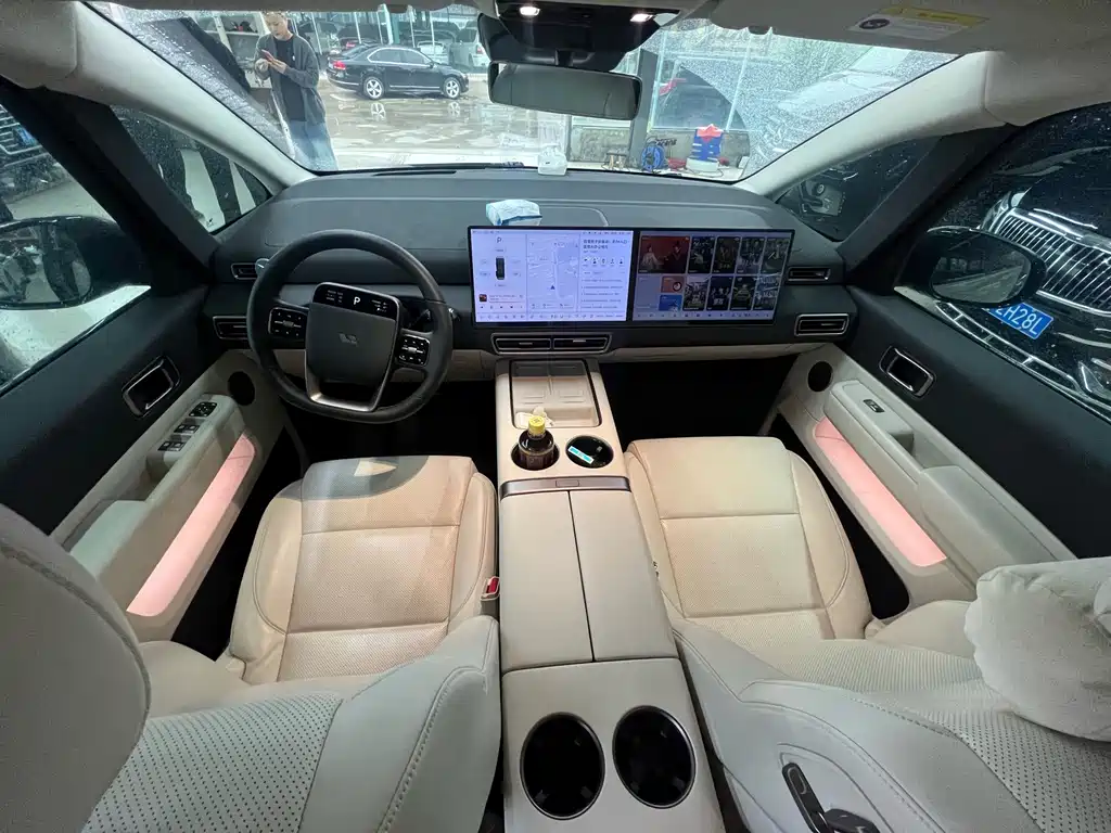 Li Auto Li MEGA — миниатюра 5