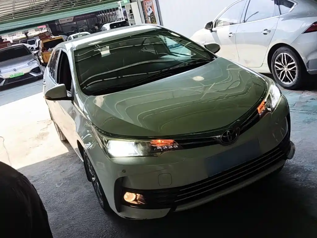 Toyota Corolla — миниатюра 4