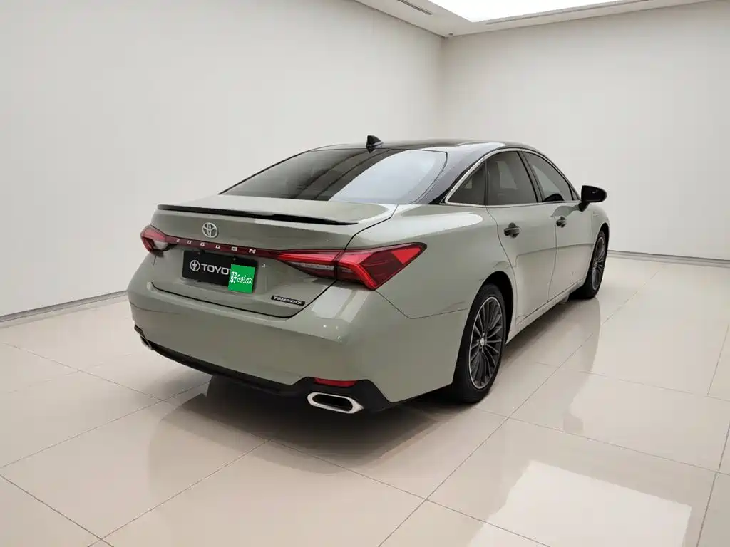 Toyota Avalon — миниатюра 6