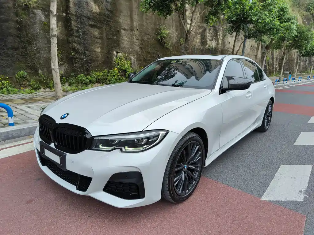 BMW 3 Series 2021