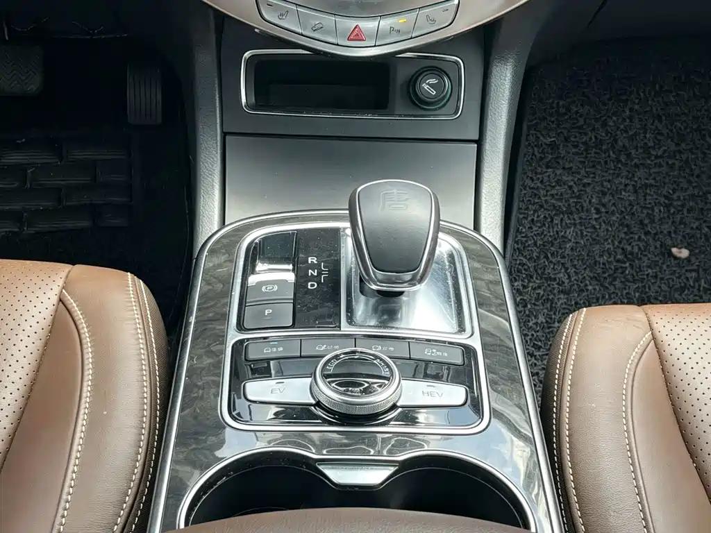 BYD Tang New Energy — миниатюра 14