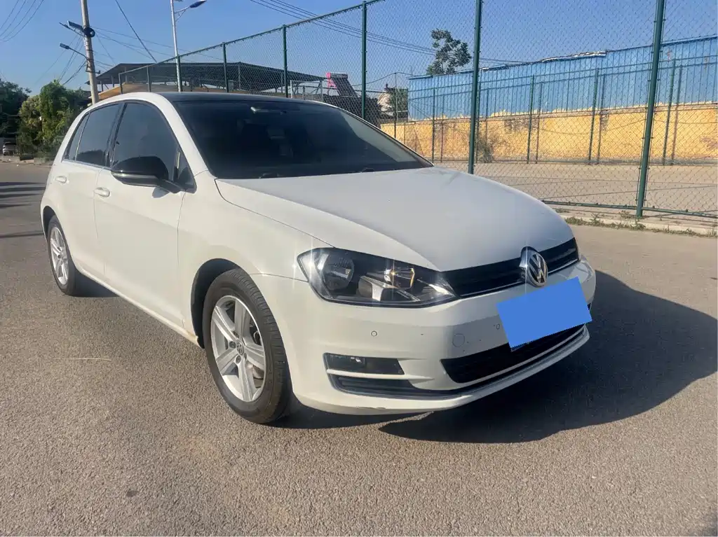 Volkswagen Golf 2016 1.6L AT Comfort
