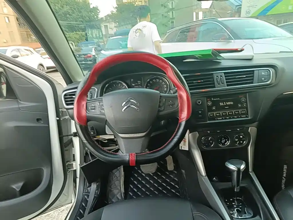 Citroen C3-XR — миниатюра 11