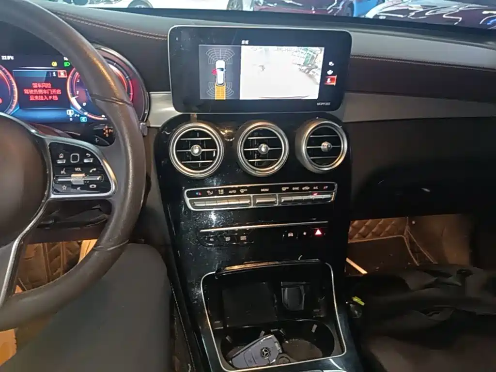 Mercedes-Benz GLC — миниатюра 13