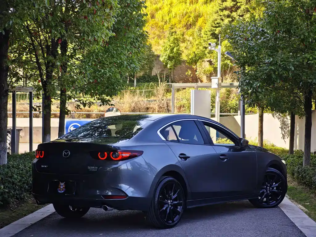 Mazda 3 Axela — миниатюра 18